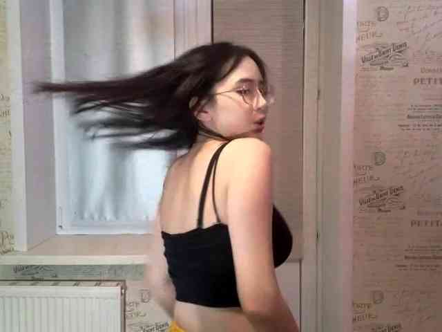 MyrleHenggeler webcam