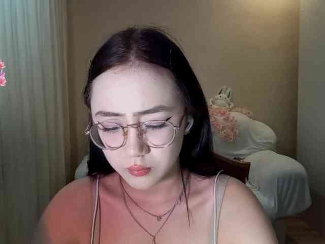 MyrleHenggeler webcam