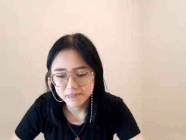 MyrleHenggeler webcam