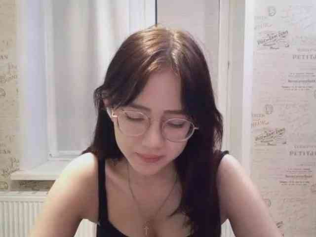 MyrleHenggeler webcam
