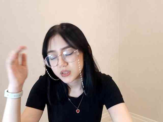 MyrleHenggeler webcam