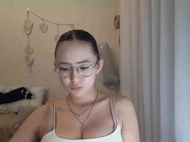 MyrleHenggeler webcam