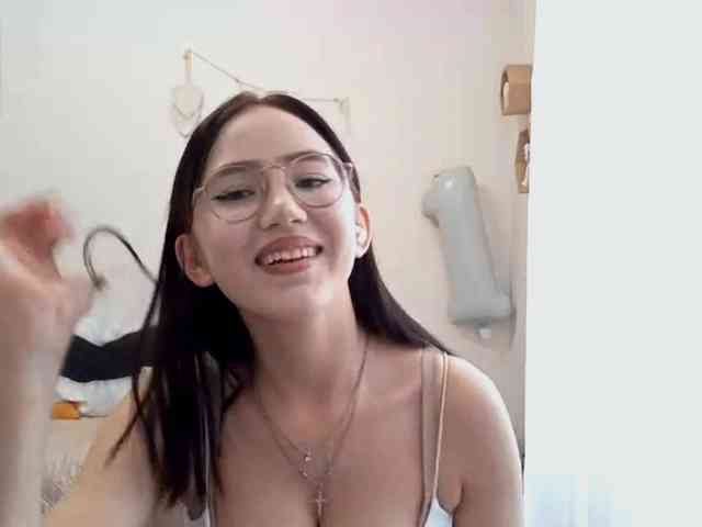 MyrleHenggeler webcam