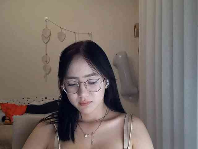 MyrleHenggeler webcam