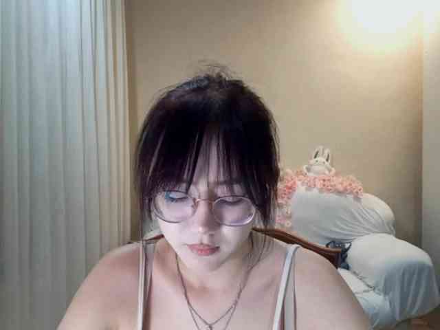 MyrleHenggeler webcam