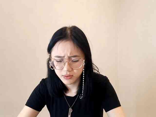 MyrleHenggeler webcam