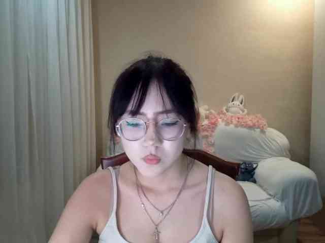 MyrleHenggeler webcam