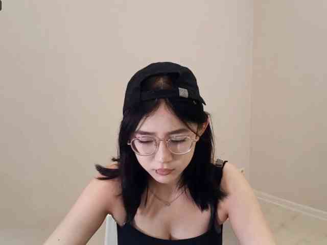 MyrleHenggeler webcam