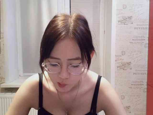 MyrleHenggeler webcam