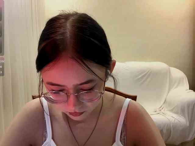 MyrleHenggeler webcam