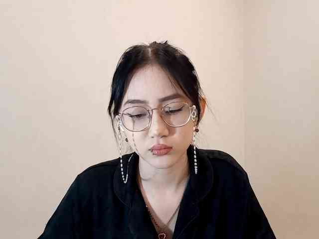 MyrleHenggeler webcam