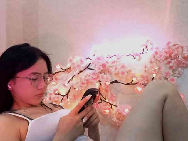 MyrleHenggeler webcam