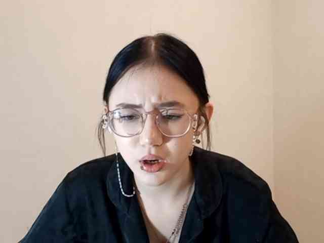 MyrleHenggeler webcam