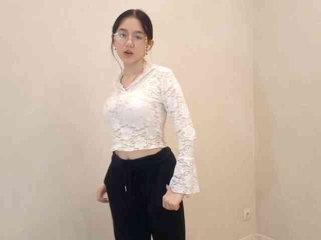 MyrleHenggeler webcam