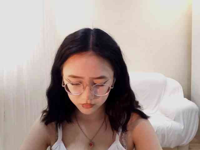 MyrleHenggeler webcam