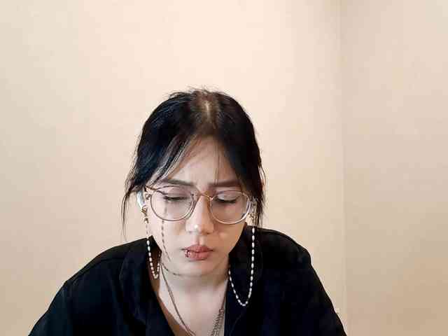 MyrleHenggeler webcam