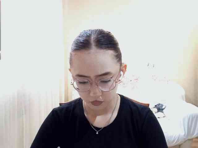 MyrleHenggeler webcam