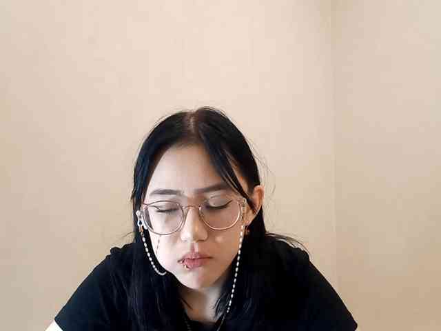 MyrleHenggeler webcam