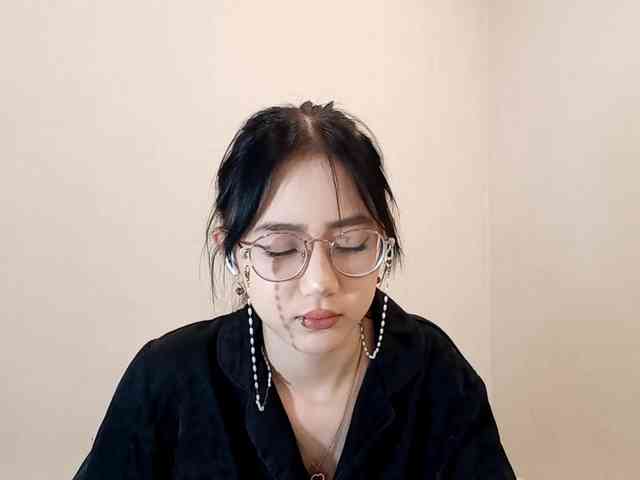 MyrleHenggeler webcam