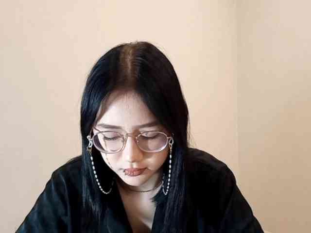 MyrleHenggeler webcam