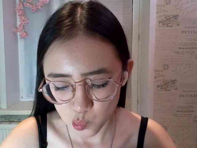 MyrleHenggeler webcam