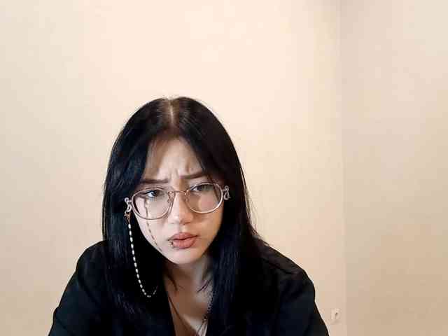 MyrleHenggeler webcam