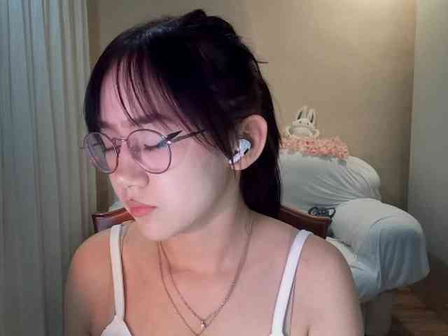 MyrleHenggeler webcam
