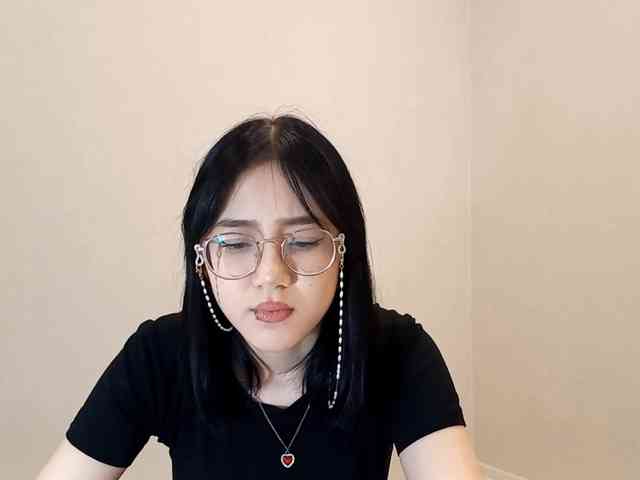 MyrleHenggeler webcam