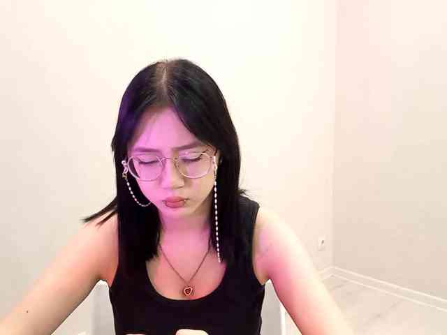 MyrleHenggeler webcam