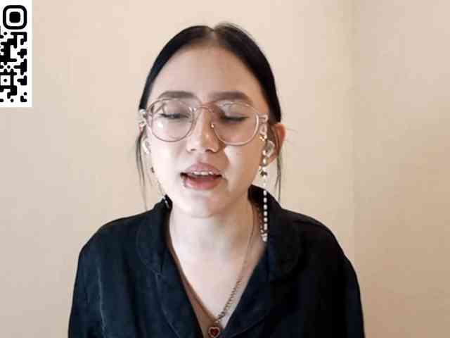 MyrleHenggeler webcam