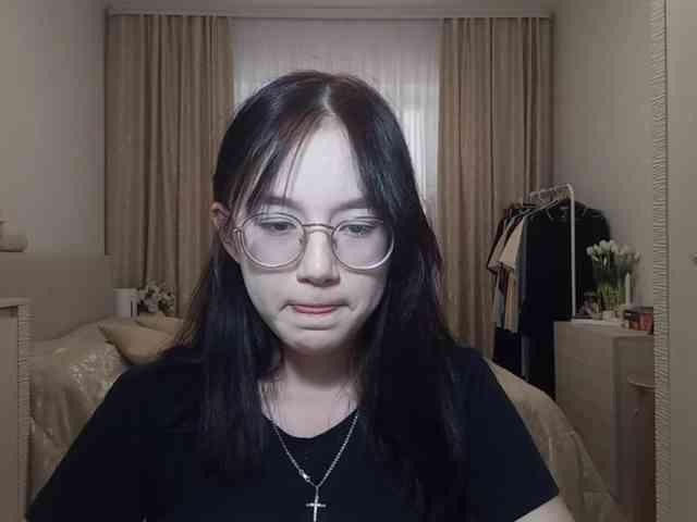 MyrleHenggeler webcam