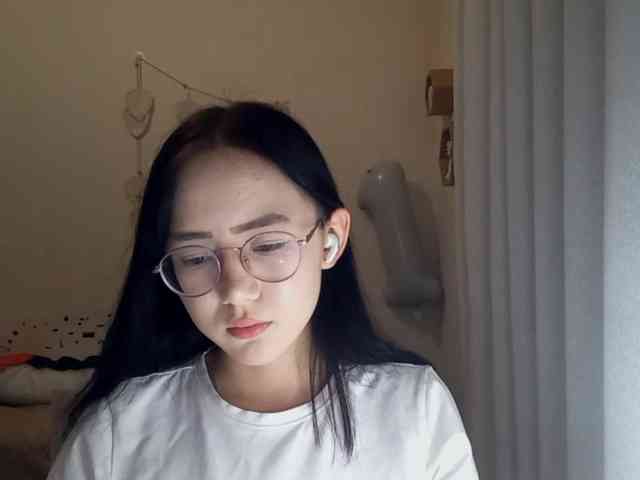 MyrleHenggeler webcam