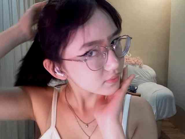 MyrleHenggeler webcam