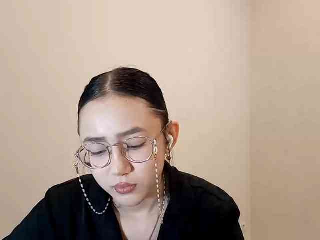 MyrleHenggeler webcam