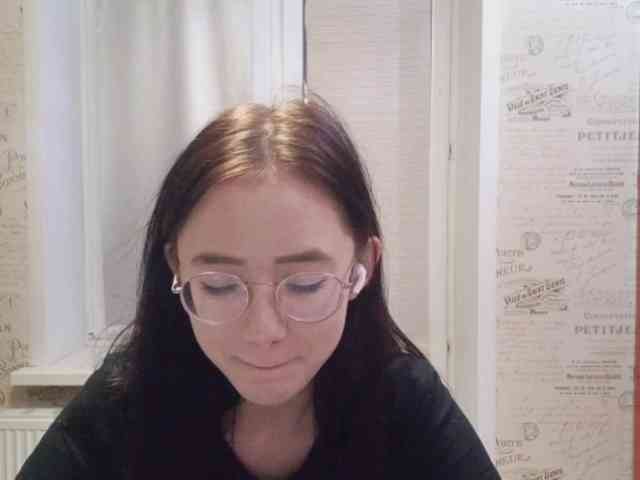 MyrleHenggeler webcam