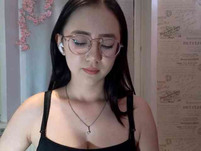 MyrleHenggeler webcam
