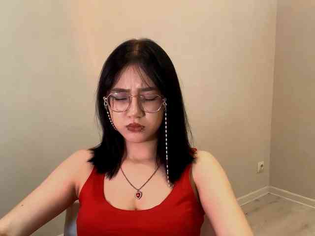 MyrleHenggeler webcam