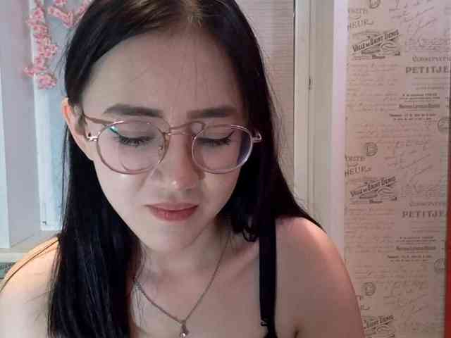 MyrleHenggeler webcam