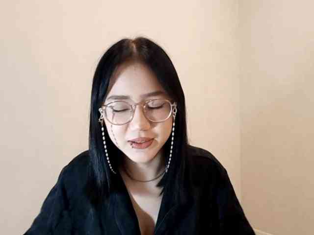 MyrleHenggeler webcam