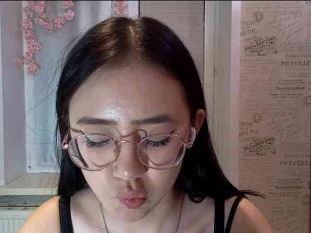 MyrleHenggeler webcam