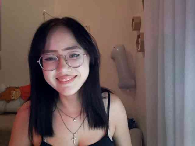 MyrleHenggeler webcam
