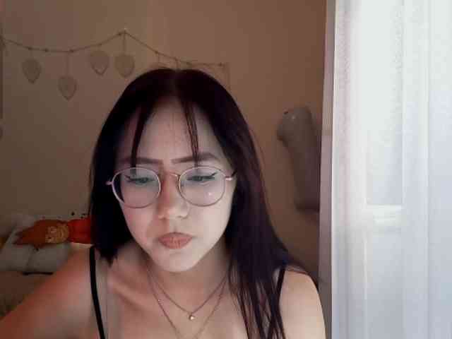 MyrleHenggeler webcam