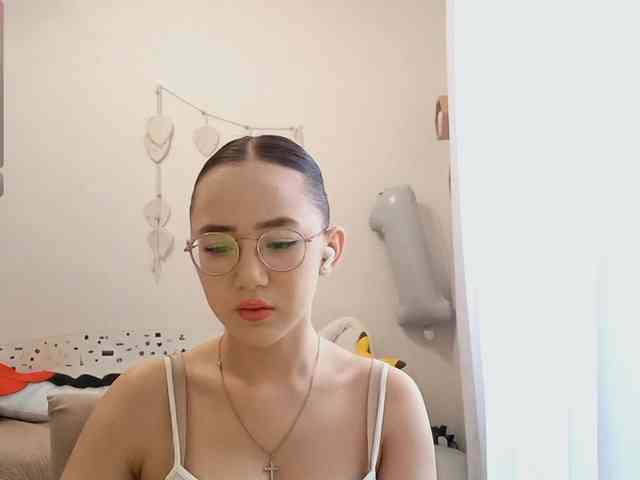 MyrleHenggeler Live Webcam on BongaCams