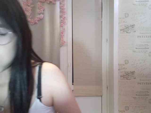 MyrleHenggeler webcam
