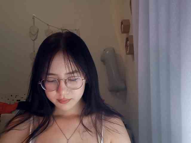 MyrleHenggeler webcam