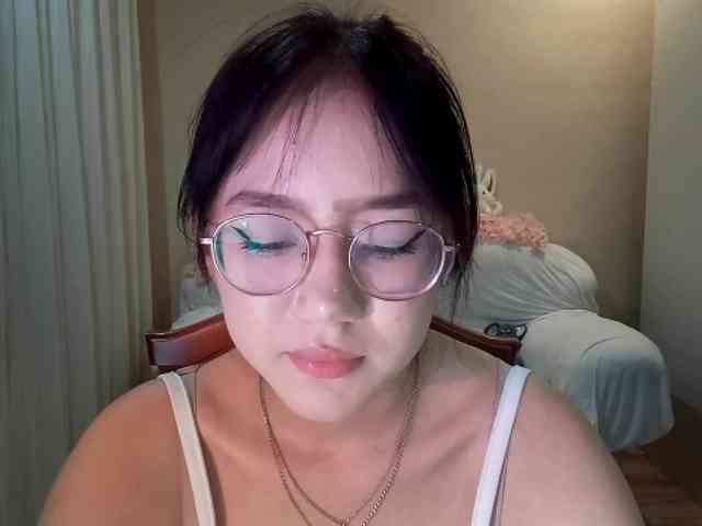 MyrleHenggeler webcam