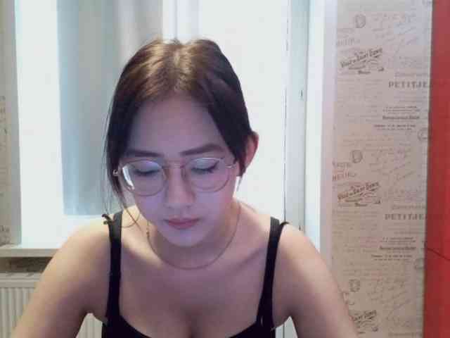 MyrleHenggeler webcam