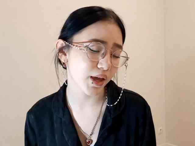 MyrleHenggeler webcam