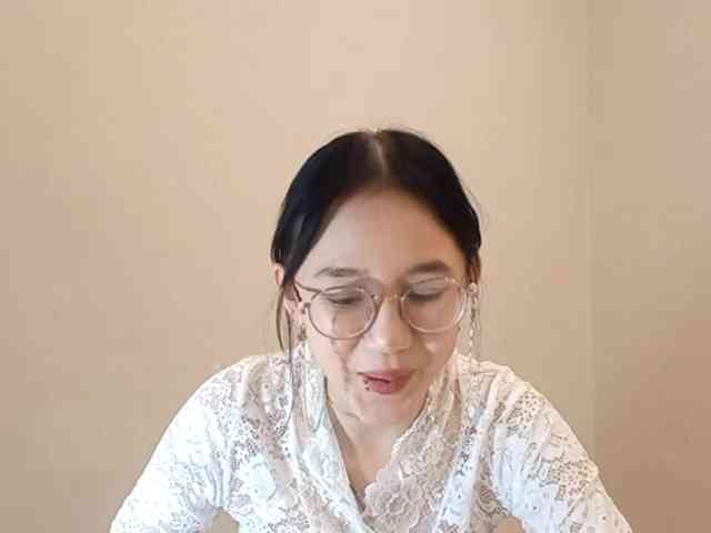 MyrleHenggeler webcam