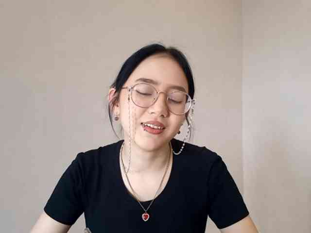 MyrleHenggeler webcam